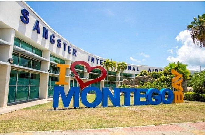 Montego Bay Hotels Private Airport Transfer to Sangster International (MBJ) - The driver-guide element