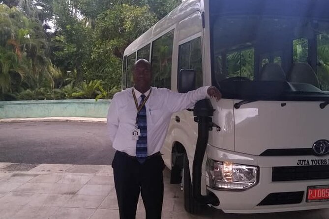 Montego Bay Hotels Private Airport Transfer to Sangster International (MBJ) - Timing, traffic, and airport planning