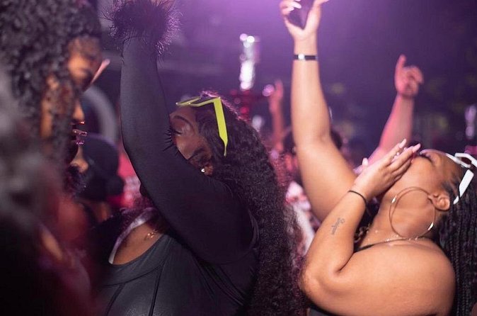 Montego Bay Night Out Lounge2727 Private and Customize Transfer - Who will get the most from this outing
