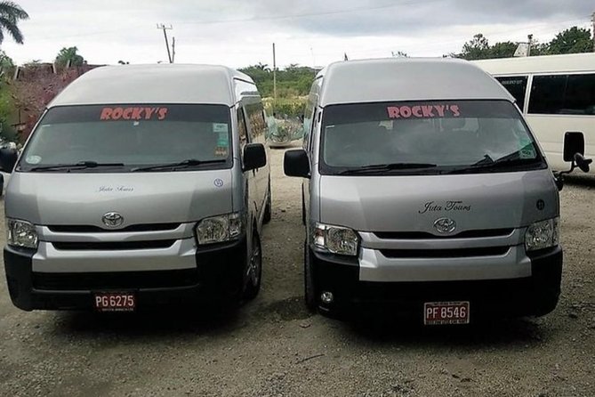 Montego Bay Private Airport Transfers to Montego Bay Hotels in the airport area - A small welcome drink that sets the tone