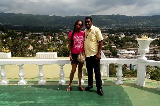 Montego Bay Private and Customized Highlights Day Tour - Fruit stands and roadside shopping
