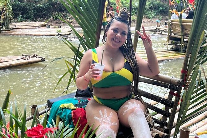 Montego Bay's Guided Bamboo Rafting Tour & Hip-strip Shopping - Who will enjoy this most