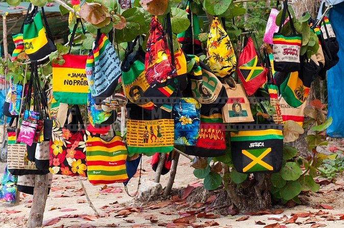 Montego Bay Shopping - Who will get the most from this outing