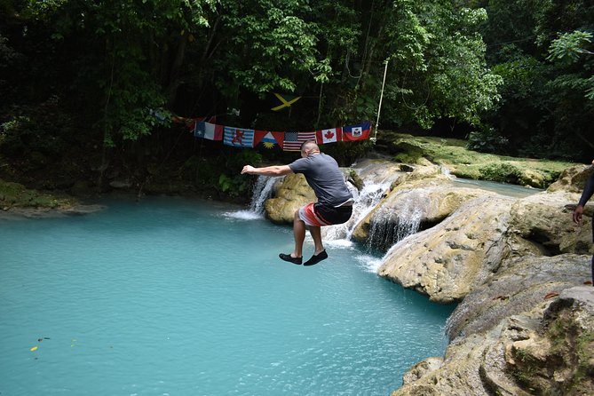 Montego Bay Shore Excursion: Blue Hole & Secret Falls Tour plus Shopping - The Montego Bay to Ocho Rios drive
