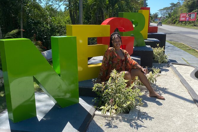 Negril and Ricks Cafe Sunset Tour with Boat Ride and Snorkeling - Two hours at Rick’s Cafe