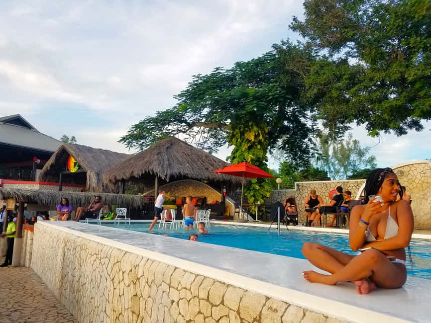 Negril Beach Experience & Rick's Cafe from Montego Bay - Lunch is your own choice, including Jamaican jerk chicken