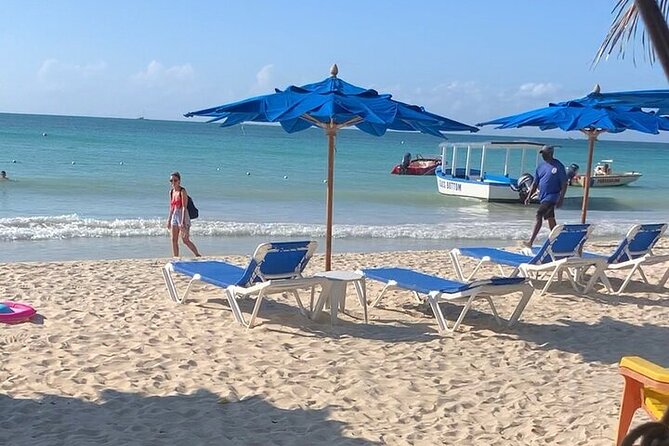 Negril Beach, Ricks Cafe and Margaritaville from Montego Bay - Rick’s Café and the Negril Cliffs