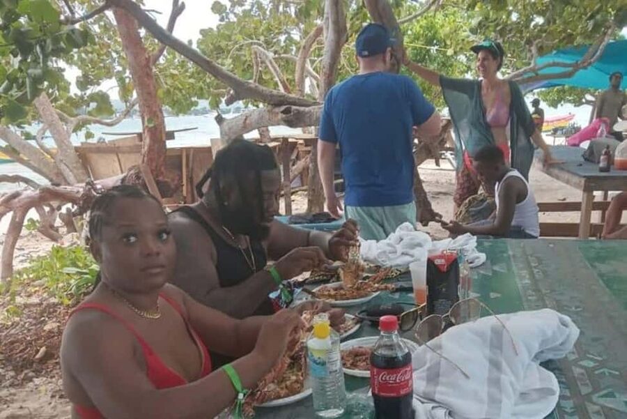 Negril: Booby Cay Island Picnic Tour with Snorkeling - Key points at a glance