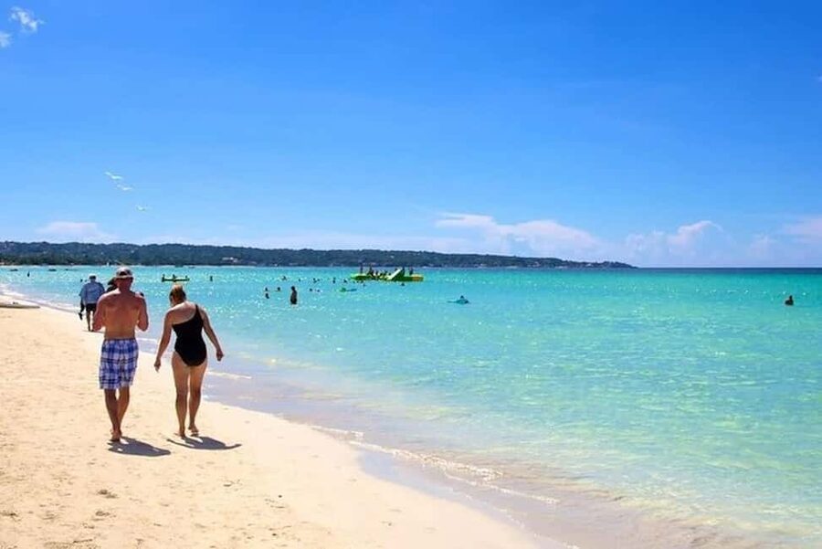 Negril Day Trip to Seven Mile Beach & Rick's Cafe w/Admissio - Why this Montego Bay to Negril trip works