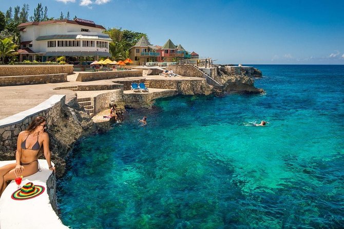 Negril Experience 1- 4 Persons - What the Montego Bay pickup means for your day