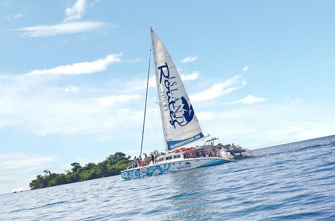 Negril Highlights Catamaran Cruise With Stop At Margaritaville - The Survivor Scavenger Hunt on Land