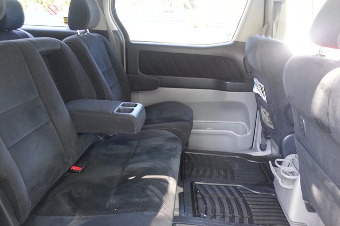 Negril Hotels Private Transfer - Meeting your driver at Sangster International Airport