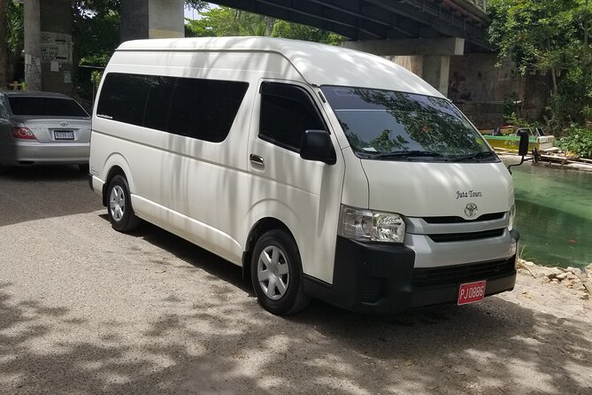 Negril Private Airport Transfer - Leaving Montego Bay Airport Without the Shared-Van Wait