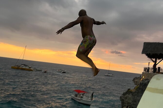 Negril Private Day Tour: ATV Ride, Party Catamaran & Ricks Cafe - Green Island’s 45-minute ATV trail