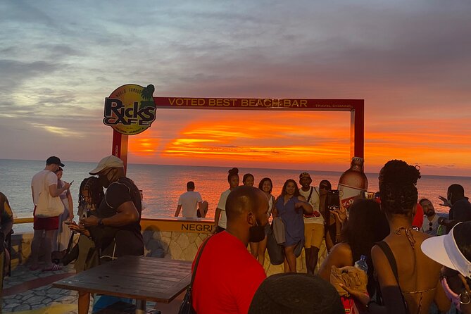 Negril Seven Miles Beach And Ricks Cafe Tour - Rick’s Café, one hour above the sea