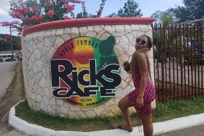 Negril Seven Miles Beach Day and Rick's Cafe Sunset Private Tour - Should you book it?