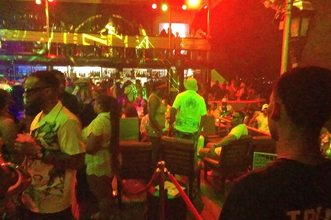 Night-life Party Club 2727 pick up and drop off in Montego Bay - Arriving at Montego Bay’s waterfront club
