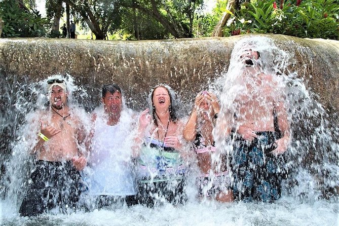 Nine Mile and Dunn's River Falls Day Trip from Montego Bay & Grand Palladium - Key things to know before booking