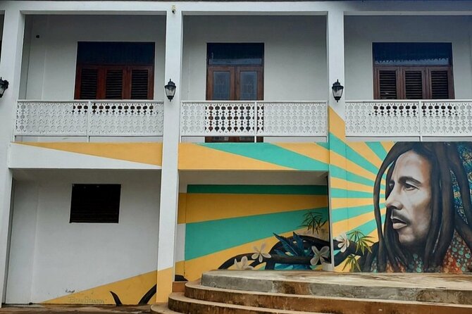 Nine Mile Reggae & History Guided Tour to Bob Marley's Birthplace - Price, group size, and what you receive