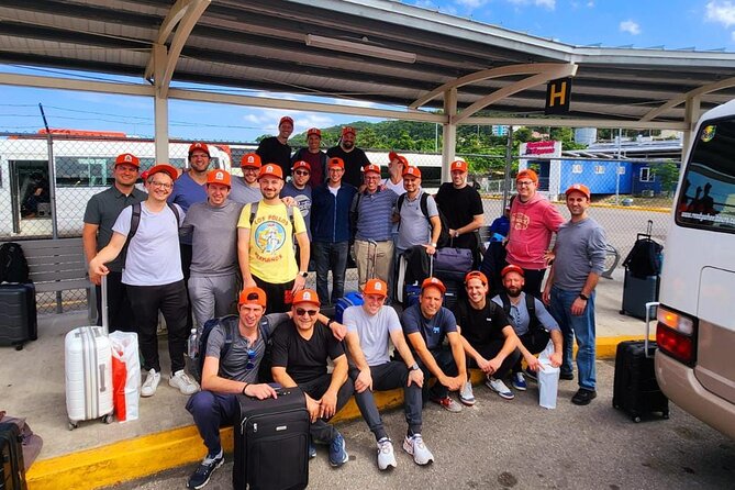 Ocean Coral Spring and Eden Bay Airport transportation services - The driver can shape the first hour in Jamaica