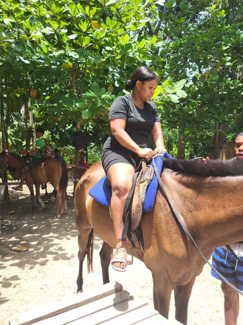 Ocho Rios : Bamboo River Rafting and HorseBack Riding - Should you book it?