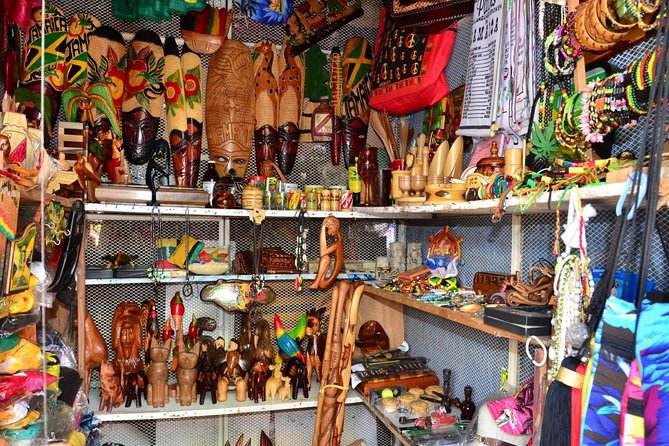 Ocho Rios City Bus Tour (Beach, Sightseeing & Shopping) - A quick Ocho Rios sampler in four hours