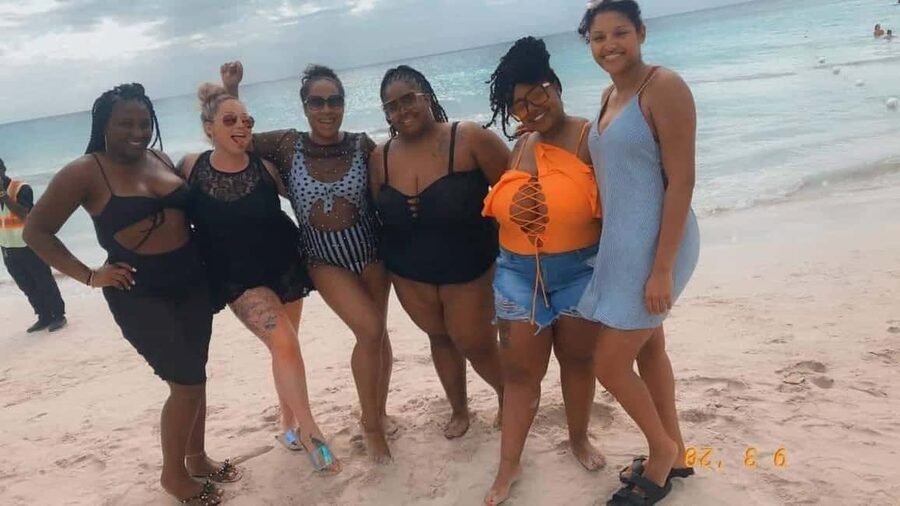 Ocho Rios: Dunn's River Falls and Shopping Tour - Key points to know before you book