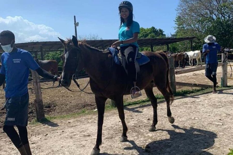 Ocho Rios: Horseback Riding in the Ocean and Bamboo Rafting - What the $150 price covers