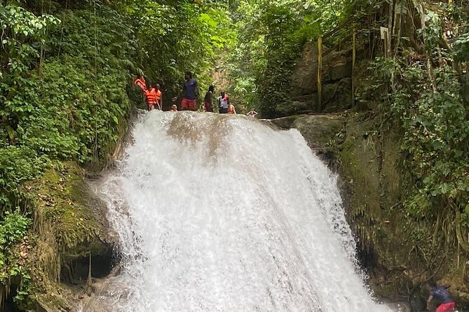 Original Blue Hole St. Ann Ocho Rios Jamaica Admission Fee Ticket - The Bubble Bath and the quieter side of Blue Hole