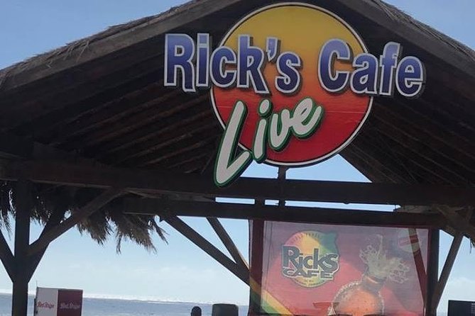 PREMIUM - Negril Highlights Tour from Negril - Food & Drinks Included - Spending two hours at Rick’s Cafe