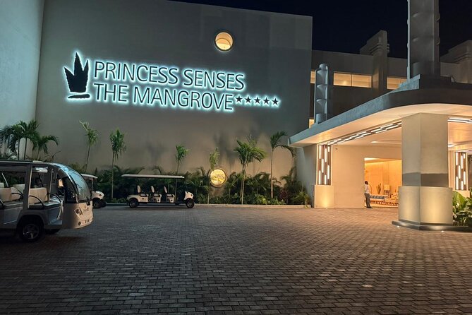 Princess Grand/Senses Mangrove Airport Transfer from Montego Bay - Finding Your Driver at Sangster International Airport