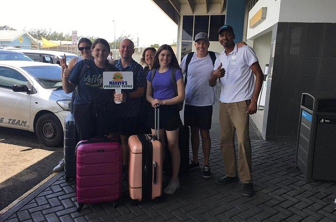 Private Airport Transfer from Ian Fleming Airport to Ocho Rios - Hotel coverage and the farther-hotel surcharge