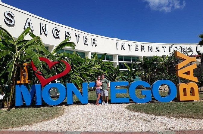 Private Airport Transfer from MBJ to Ocho Rios - Drivers who make the difference