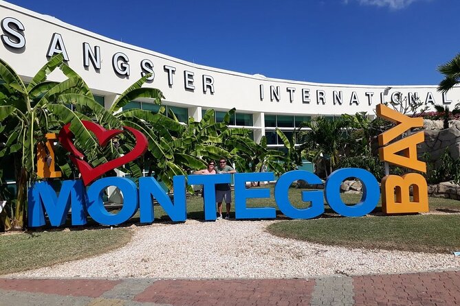 Private Airport Transfer from MBJ to Ocho Rios - Booking details that matter