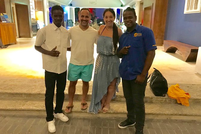 Private Airport transfer from Montego Bay to Ocho rios - A straight ride from Montego Bay Airport to Ocho Rios