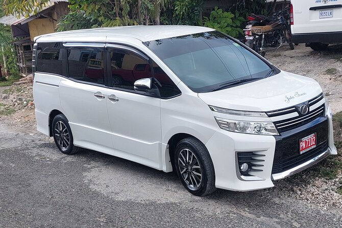 Private Airport Transfer Montego Bay and Negril - A ride with Jamaican conversation, not just a silent shuttle