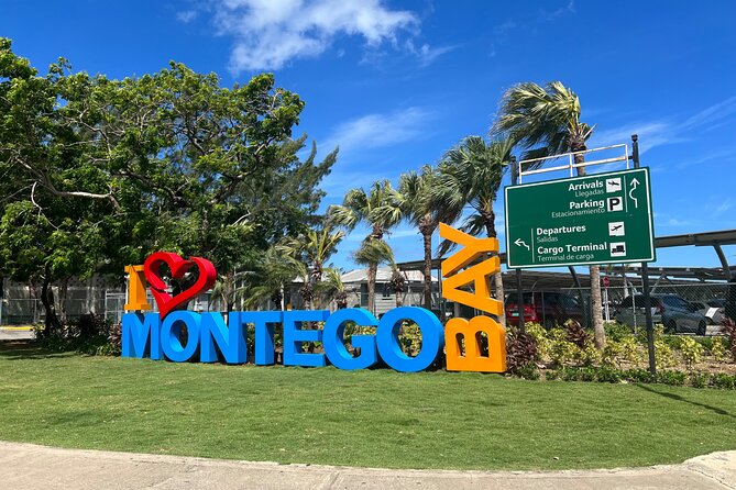 Private Airport Transfer Montego Bay hotels and Falmouth Hotels - What the driver adds beyond the ride