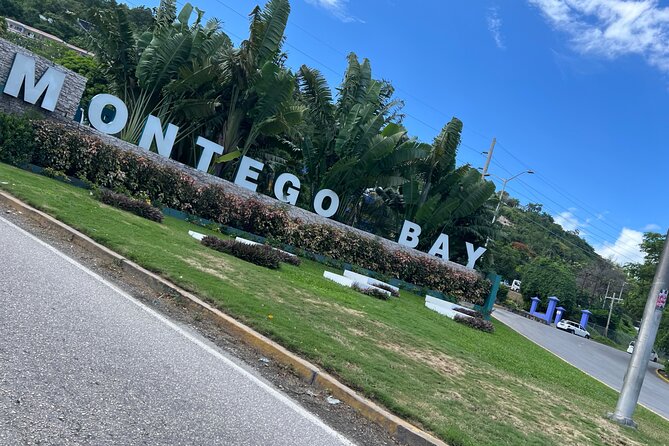 Private Airport Transfer Montego Bay hotels and Falmouth Hotels - A 15 to 48 minute ride, depending on your hotel