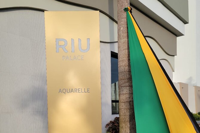 Private Airport Transfer Riu Aquarelle & Excellence Oyster Bay - How the $60 rate measures up