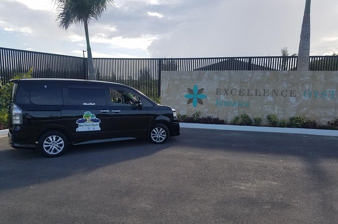 Private Airport Transfer to Excellence Oyster Bay - The return transfer from Excellence Oyster Bay