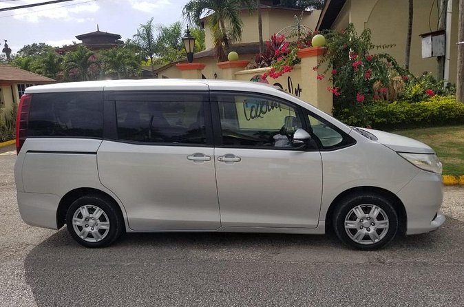Private Airport Transfer to Jewel Grande Montego Bay Resort - Is $20 per person good value?