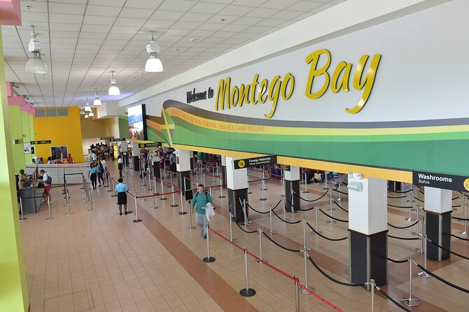 Private Airport Transfer To Montego Bay Hotels - What the 20-minute private ride feels like