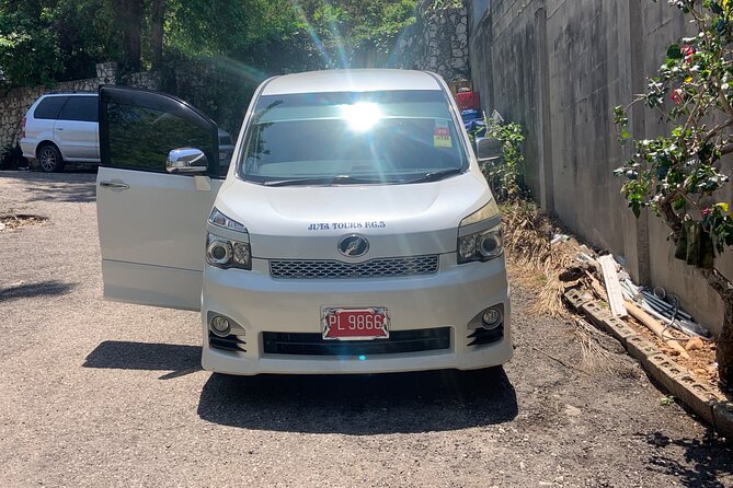 Private Airport Transfer to or from Ocean Coral Spring Resort - Why the $60 group price can make sense