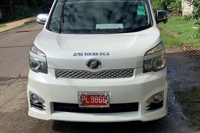 Private Airport Transfer To or From Ocean Eden Bay Resort - The 45-minute ride to Ocean Eden Bay Resort
