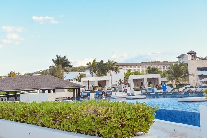 Private Airport Transfer to Royalton, Ocean Coral Spring & Excellence Oyster Bay - The roughly 30-minute ride to Trelawny