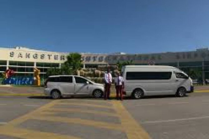 Private Airport Transfers to/from Hotels in Montego Bay - A Short Ride to Your Hotel or Villa