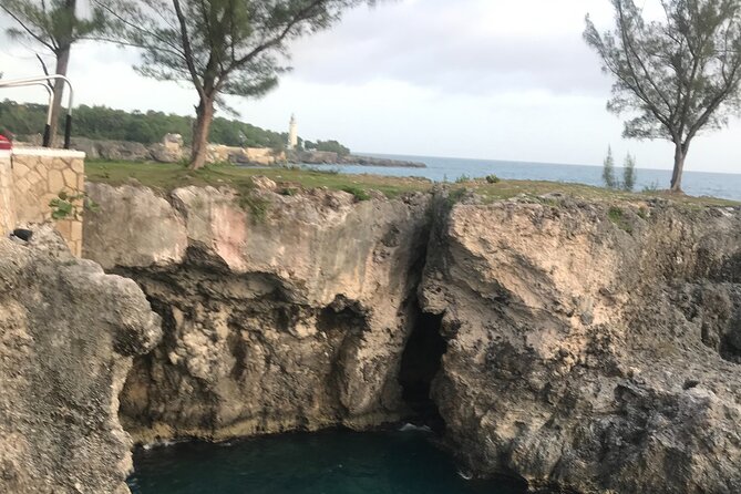 Private and Customized Tour to Negril From Montego Bay - Jamaican food is part of the appeal, but not part of the price