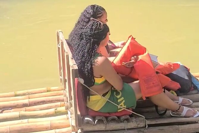 Private Bamboo Rafting in Montego Bay - Meeting your raft captain