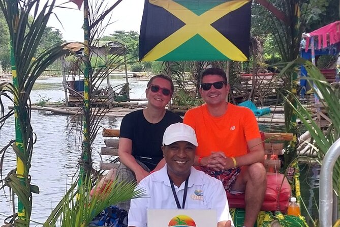 Private Bamboo Rafting in Ocho Rios - The driver can add local context