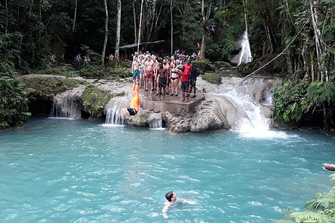 Private Blue Hole and River Tubing from Ocho Rios - The ride from Ocho Rios to the Blue Hole